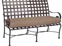 947-BW_Catalog_GR35_Classico Bench OW Lee patio seating