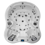 Amore Bay Dimension One hot tub spa